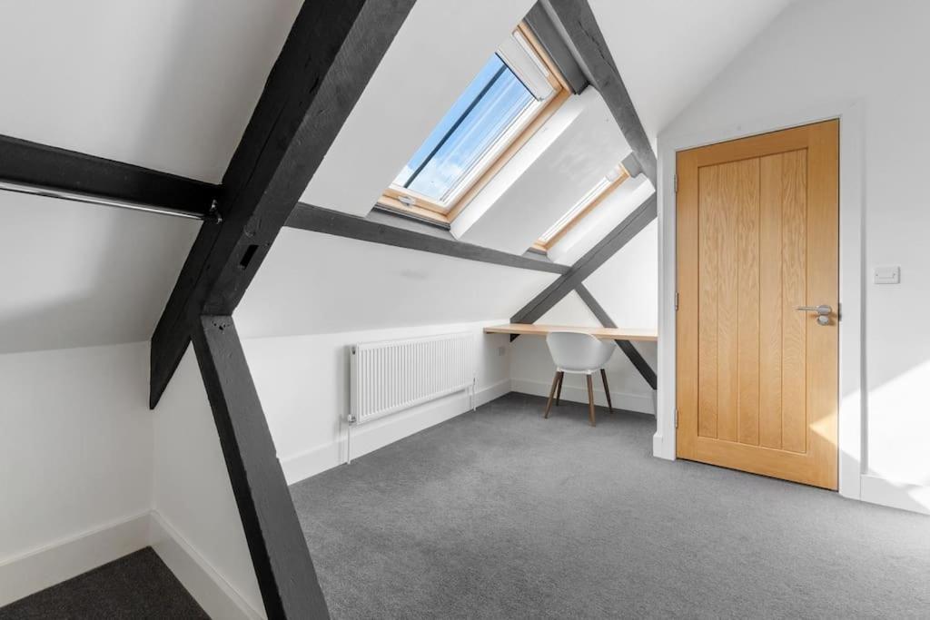 1A The Courtyard, Exeter Apartment Екстериор снимка